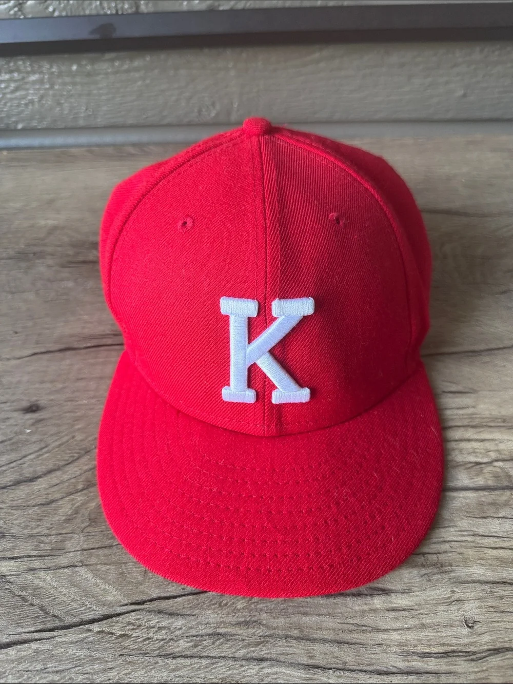 Kith x New Era Men’s Red Hat with White 'K' Logo size 7 5/8
